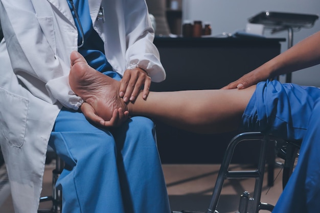 Cirurgia Pé de Charcot — Cirurgia Pé Plano Valgo: Guia Completo para Pacientes que Buscam Tratamento e Alívio Definitivo
